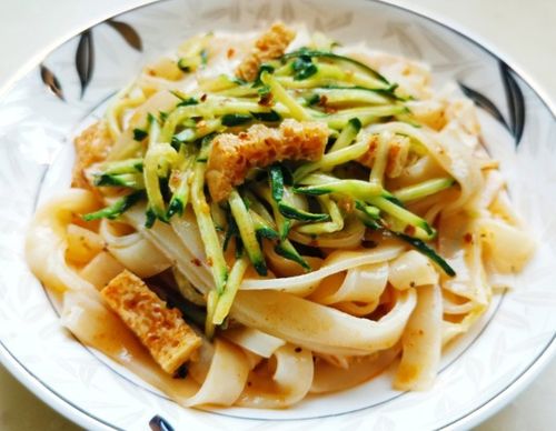 【堂媽教你做涼皮圖片】真水～無香_下廚房